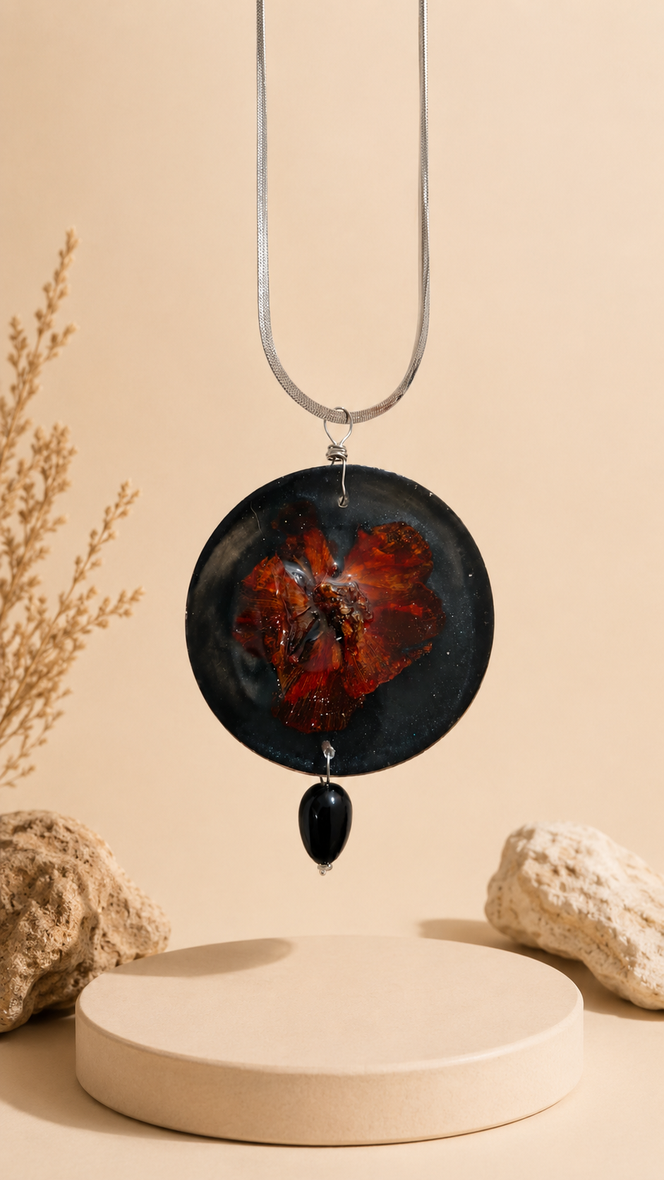 Noir Scarlet Bloom Pendant